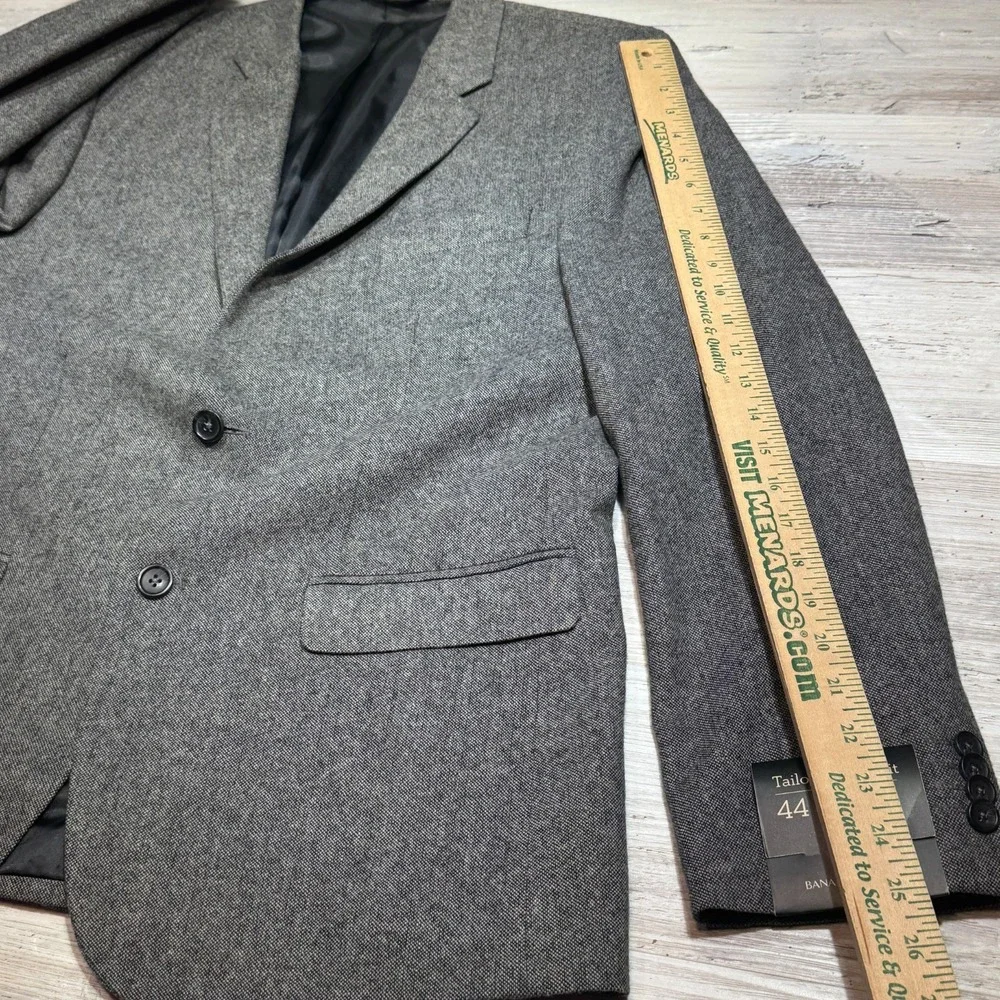 NWT Banana Republic Sport Blazer Men's‎ 44R Wool Blend Tailored Fit Gray